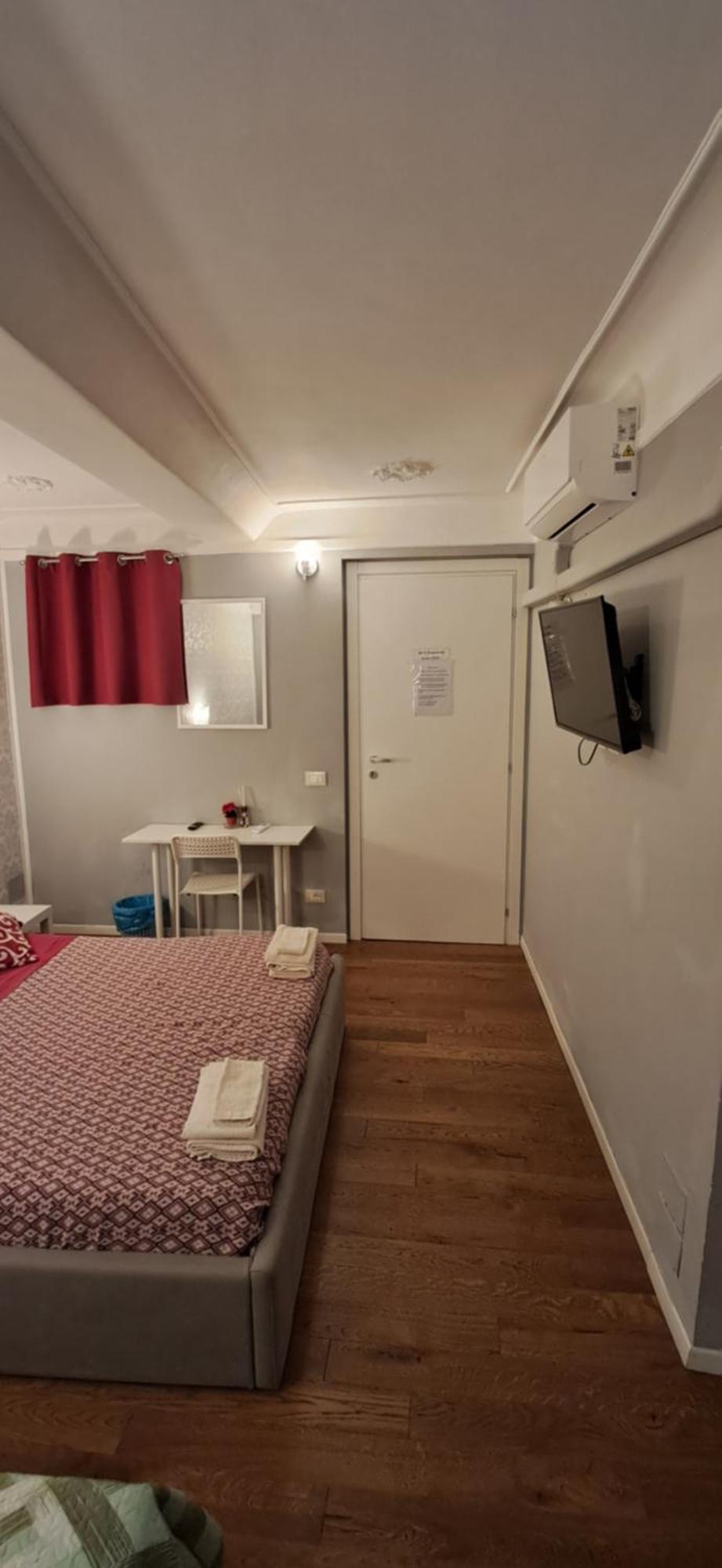 B&B Italian Guest Genova Dış mekan fotoğraf